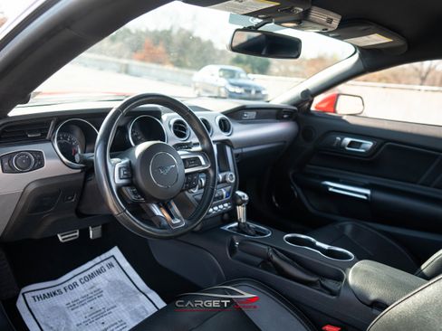 Used 2020 Ford Mustang Premium image 13