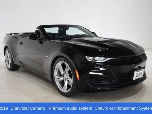 Used 2019 Chevrolet Camaro SS RWD image 6