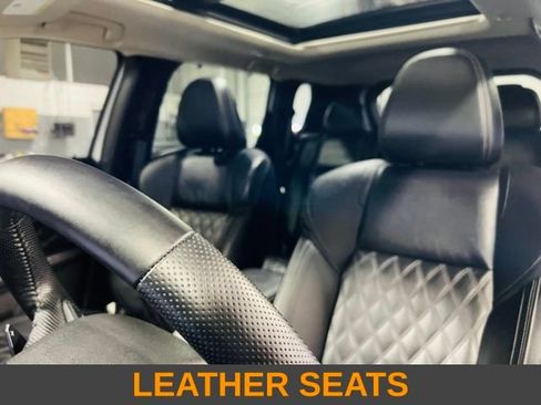 Used 2025 Mitsubishi Outlander SEL AWD/4WD image 3
