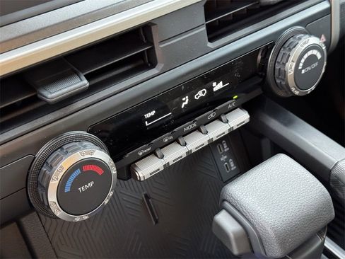 New 2026 Toyota 4Runner SR5 image 18