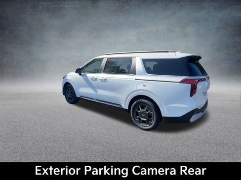 New 2026 Kia Carnival EX image 18