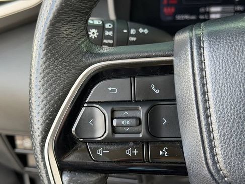 Used 2023 Toyota Tundra Limited AWD/4WD image 25