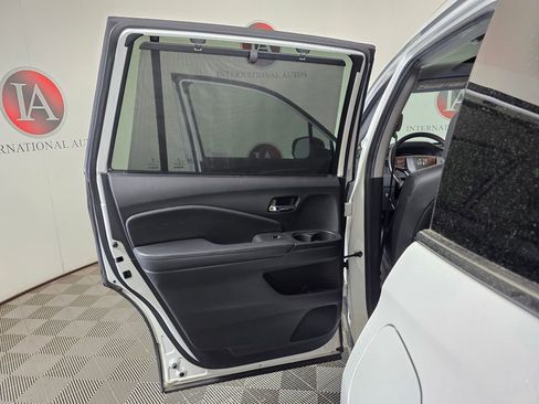 Used 2020 Honda Pilot EX-L image 19