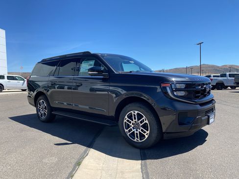 New 2025 Ford Expedition Max Active image 20