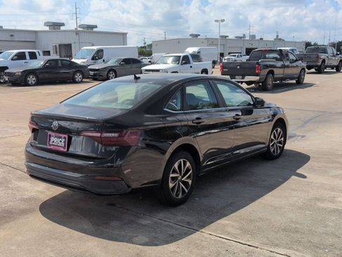 Used 2024 Volkswagen Jetta S FWD image 5