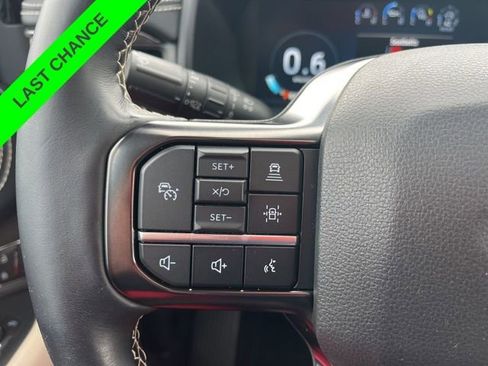 Used 2024 Ford Expedition Max Platinum image 17