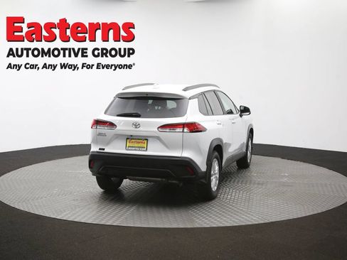 Used 2024 Toyota Corolla Cross LE w/ Moonroof Package AWD/4WD image 40