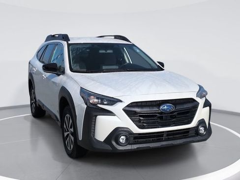 Used 2023 Subaru Outback Premium AWD/4WD image 1