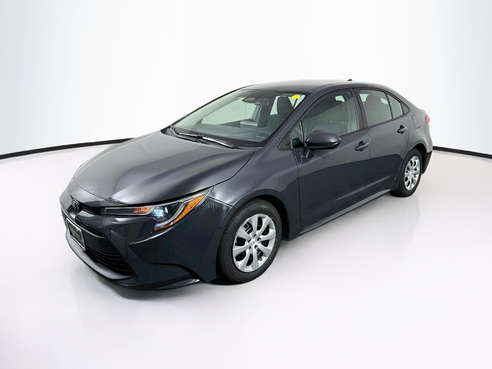 Certified 2023 Toyota Corolla LE FWD image 3