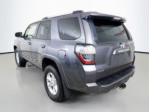 Used 2023 Toyota 4Runner SR5 Premium image 5