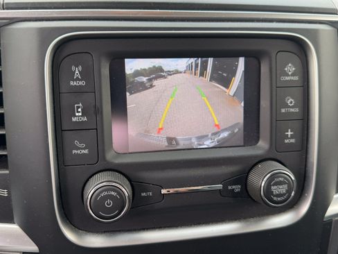 Used 2021 RAM 1500 Classic SLT RWD image 20