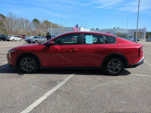 Used 2025 Kia K4 LXS image 7