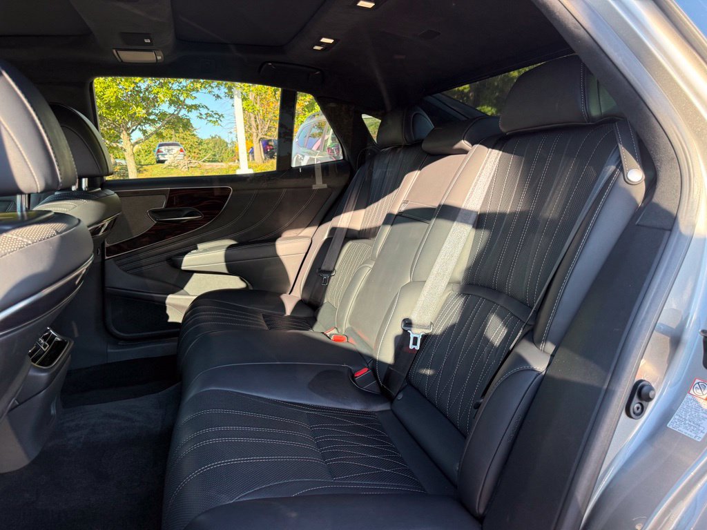 Used 2021 Lexus LS 500 AWD w/ Interior Upgrade Package image 13