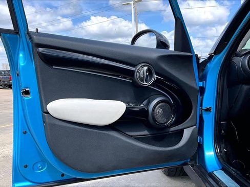 Used 2015 MINI Cooper S image 22