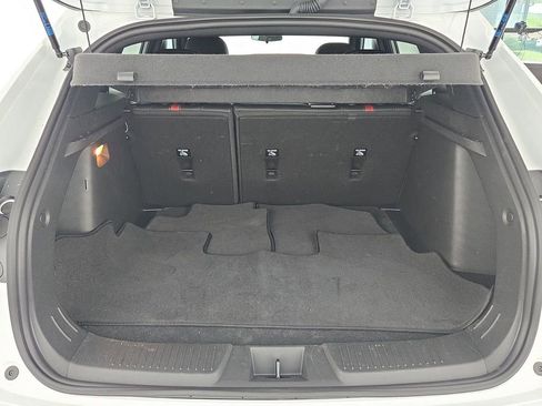 Used 2025 Chevrolet Trax RS w/ Sunroof Package image 31