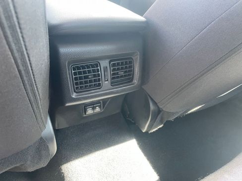 Used 2025 Toyota Camry LE image 24