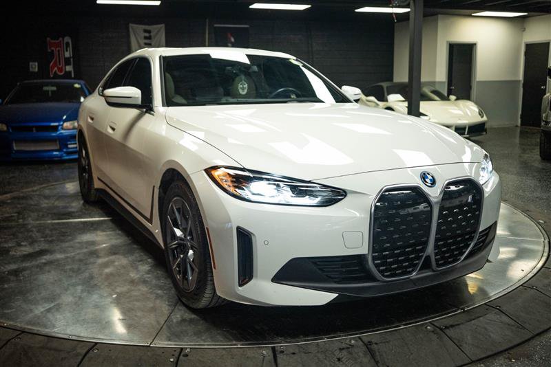 Used 2024 BMW i4 eDrive35 w/ Premium Package RWD image 5