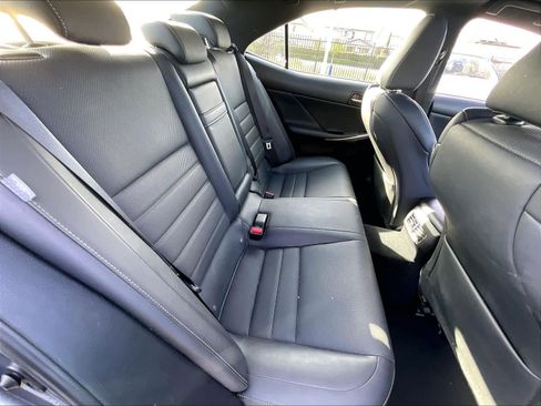 Used 2018 Lexus IS 300 F Sport image 28