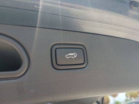 Used 2021 Hyundai Tucson Limited w/ Cargo Package FWD image 15