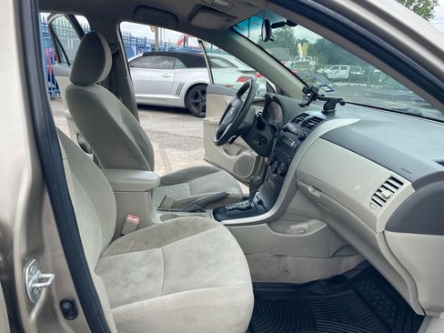 Used 2009 Toyota Corolla FWD image 7