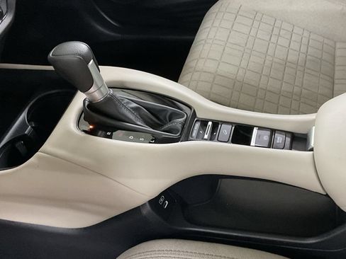 Certified 2024 Honda HR-V LX image 18