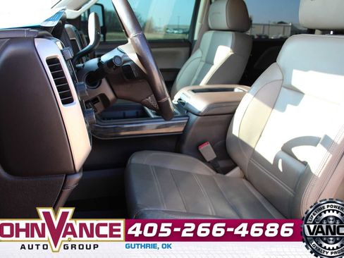 Used 2015 GMC Sierra 2500 Denali w/ Duramax Plus Package image 27