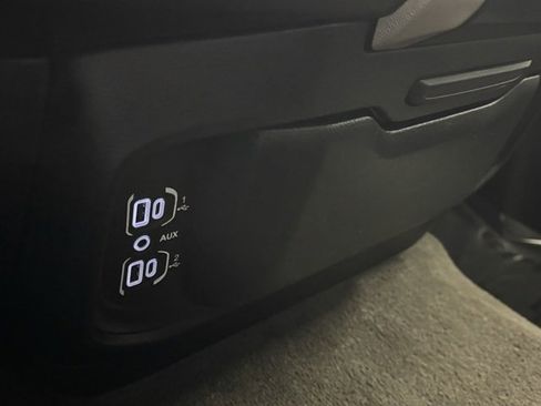 Used 2020 RAM 1500 Laramie image 41