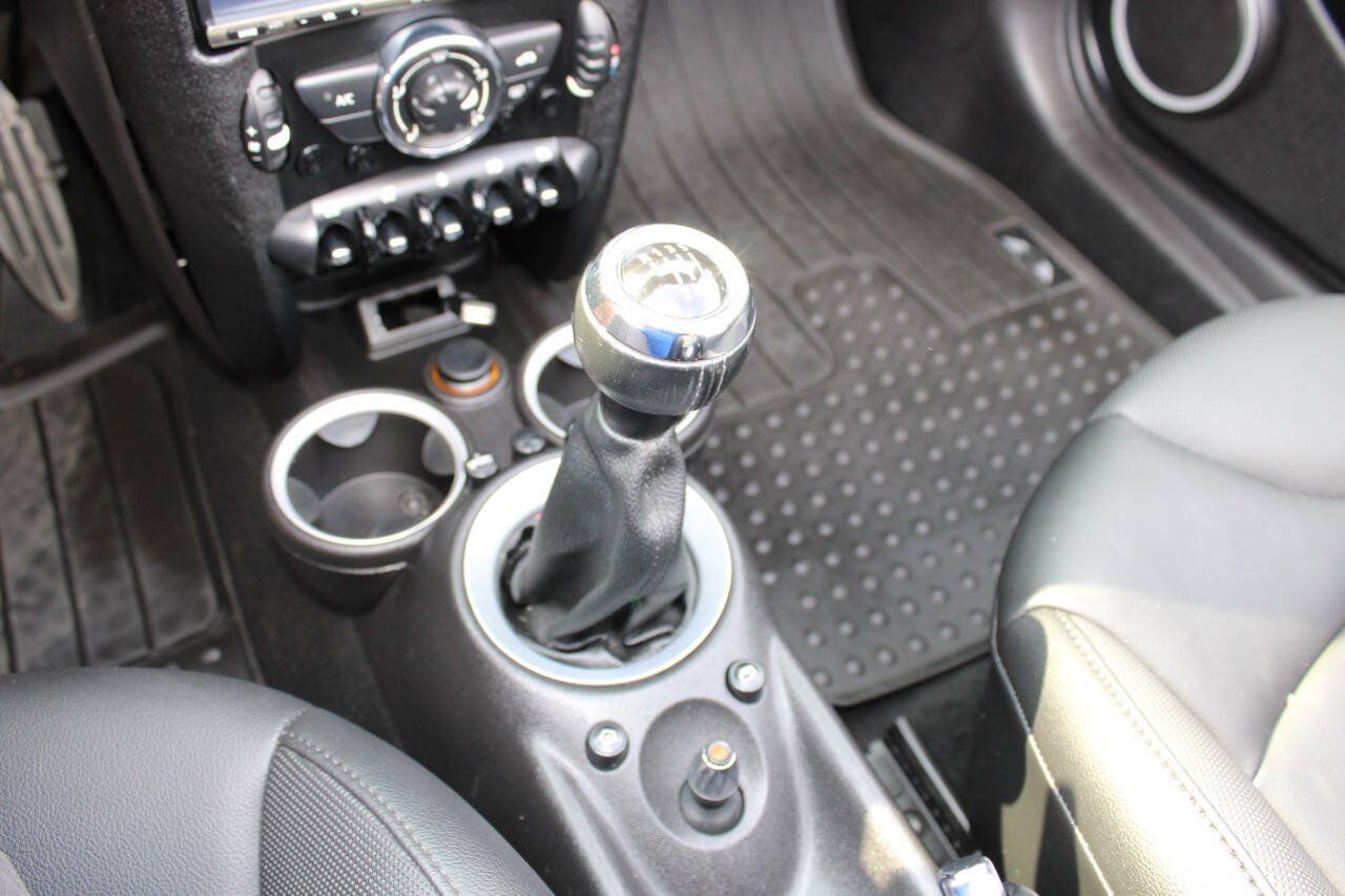 Used 2013 MINI Cooper S FWD image 24