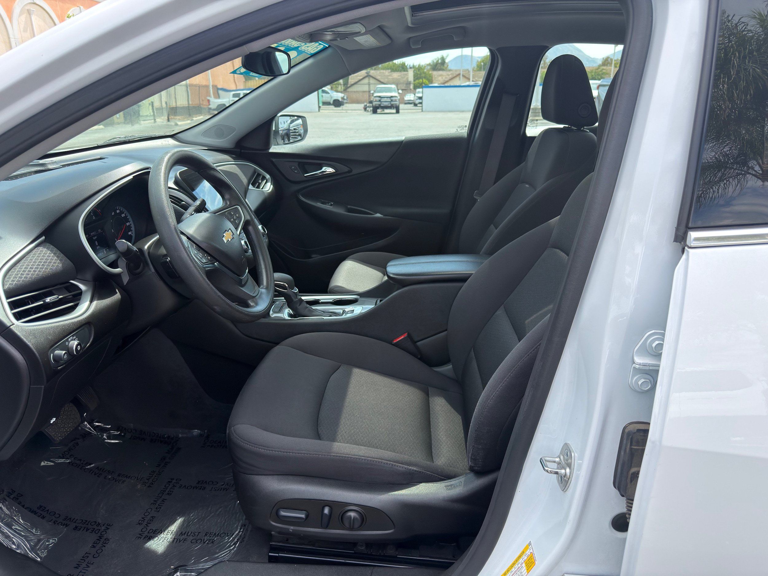 Used 2024 Chevrolet Malibu LT FWD image 22