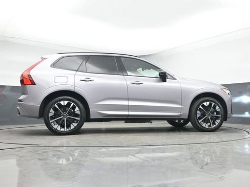 New 2026 Volvo XC60 B5 Plus w/ Protection Package Premier image 45