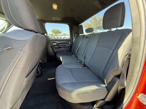 Used 2024 RAM 2500 Big Horn w/ Night Edition image 32