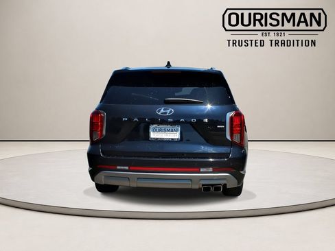 Used 2024 Hyundai Palisade Limited AWD/4WD image 8