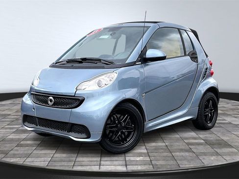 Used 2013 smart fortwo passion image 1