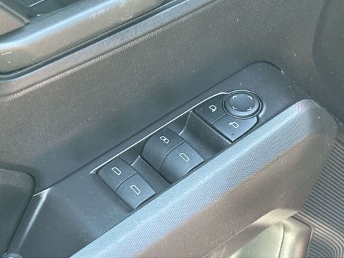 Used 2024 Chevrolet Colorado Trail Boss w/ Technology Package image 15