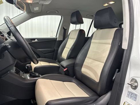 Used 2017 Volkswagen Tiguan S AWD/4WD image 16