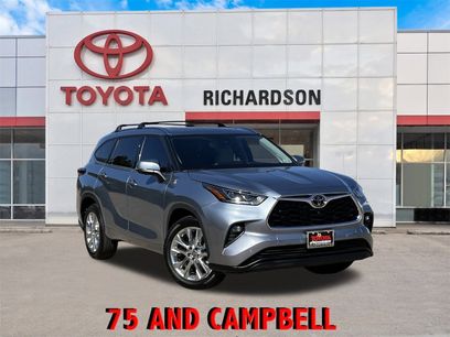 Used 2024 Toyota Highlander Limited