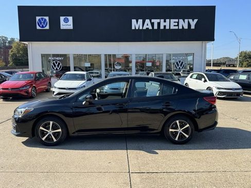 Used 2022 Subaru Impreza Premium image 2