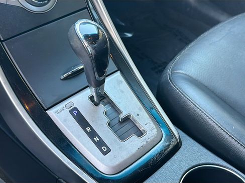 Used 2013 Hyundai Elantra Limited w/ Technology Pkg image 26