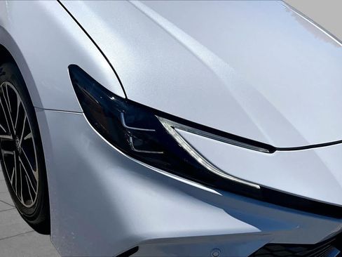 Certified 2025 Toyota Camry XLE w/ Premium Plus Package FWD image 27