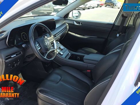 Used 2024 Hyundai Palisade Limited AWD/4WD image 23