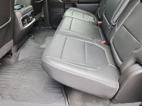 Used 2022 GMC Sierra 1500 SLT w/ SLT Premium Plus Package image 9