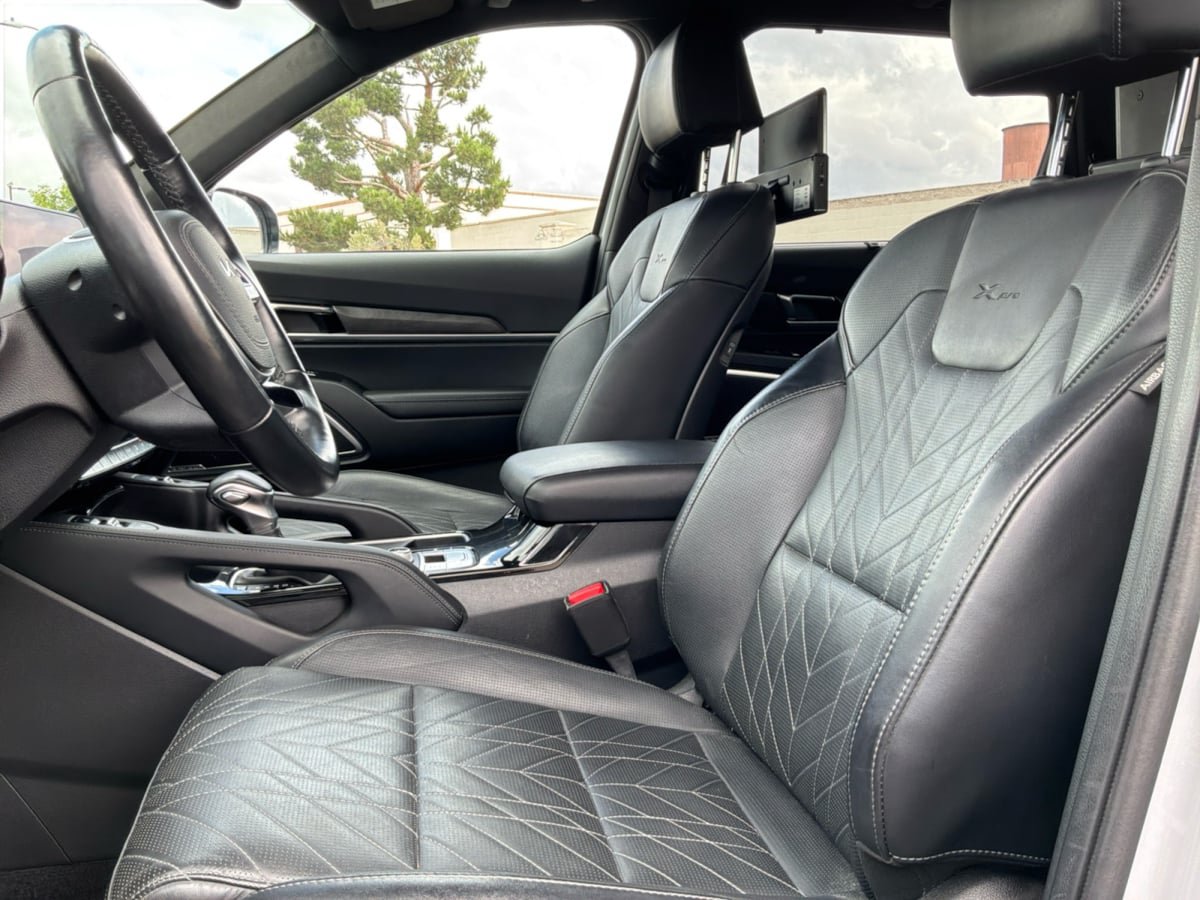 Used 2023 Kia Telluride SX Prestige X-Pro AWD/4WD image 18