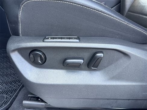 Certified 2024 Volkswagen Atlas Cross Sport SEL R-Line image 19