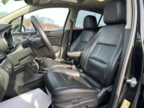 Used 2018 Buick Encore Premium w/ Experience Buick Package image 15