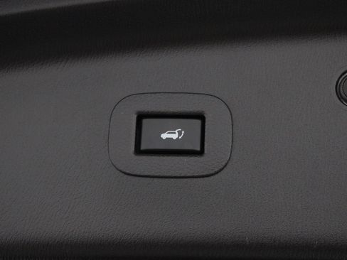 Used 2022 INFINITI QX80 Premium Select w/ All-Season Package RWD image 28