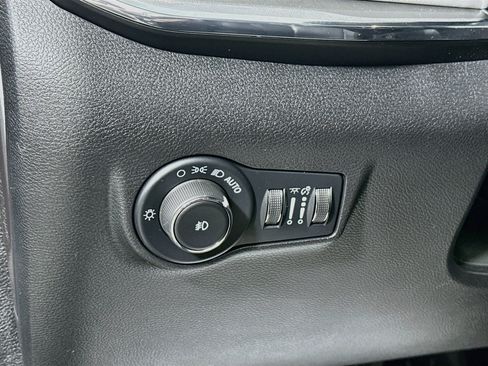 Used 2022 Jeep Compass Limited w/ Elite Group AWD/4WD image 10
