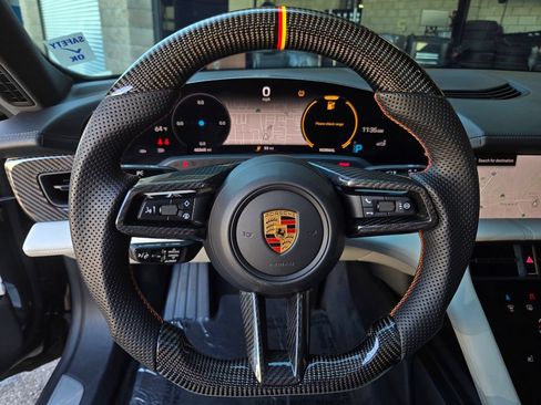 Used 2020 Porsche Taycan 4S AWD/4WD image 33