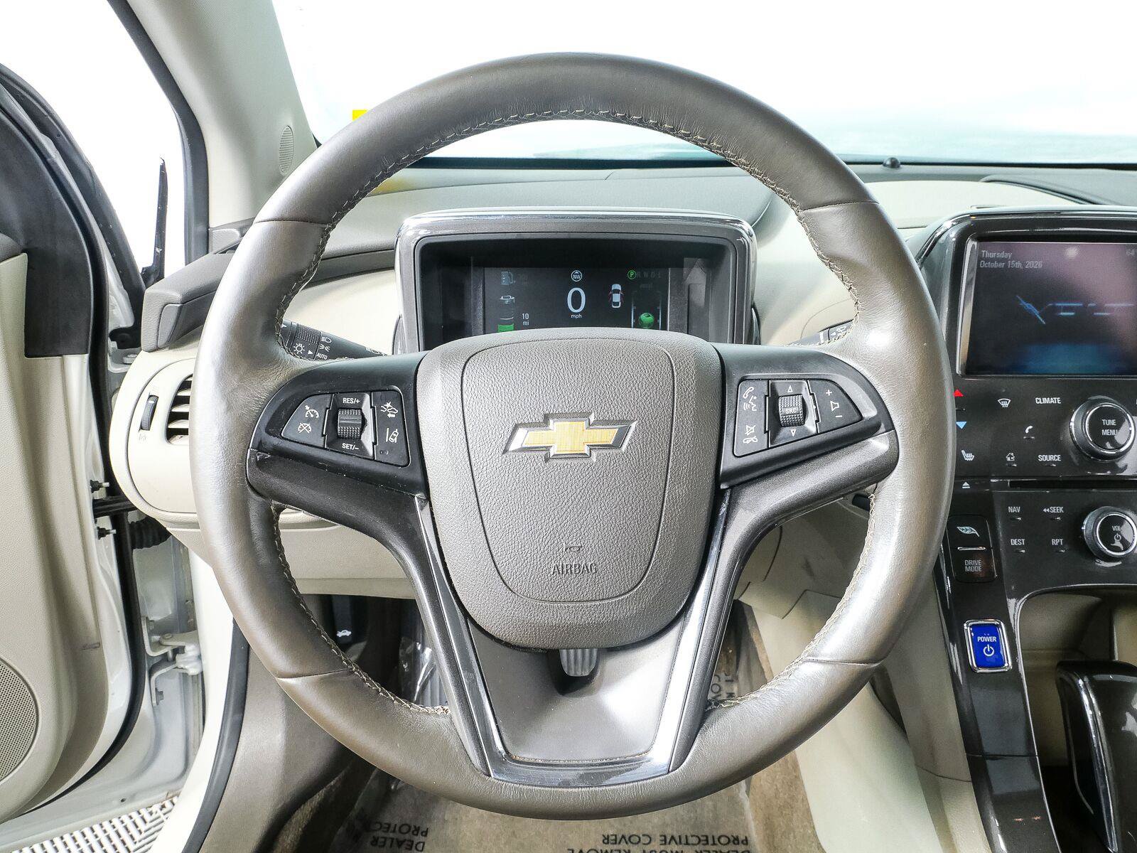 Used 2014 Chevrolet Volt Premium w/ Premium Trim Package FWD image 10