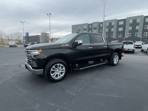 Used 2025 Chevrolet Silverado 1500 LTZ image 4