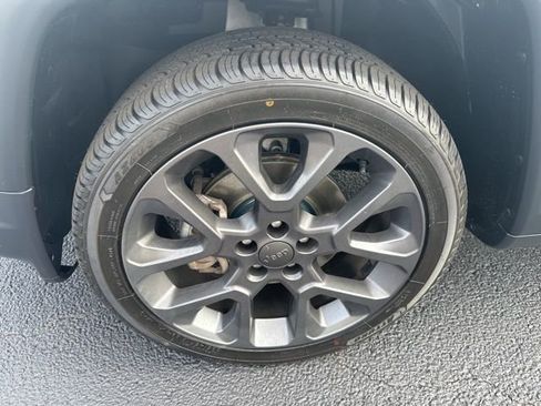 Used 2021 Jeep Compass 80th Special Edition image 33